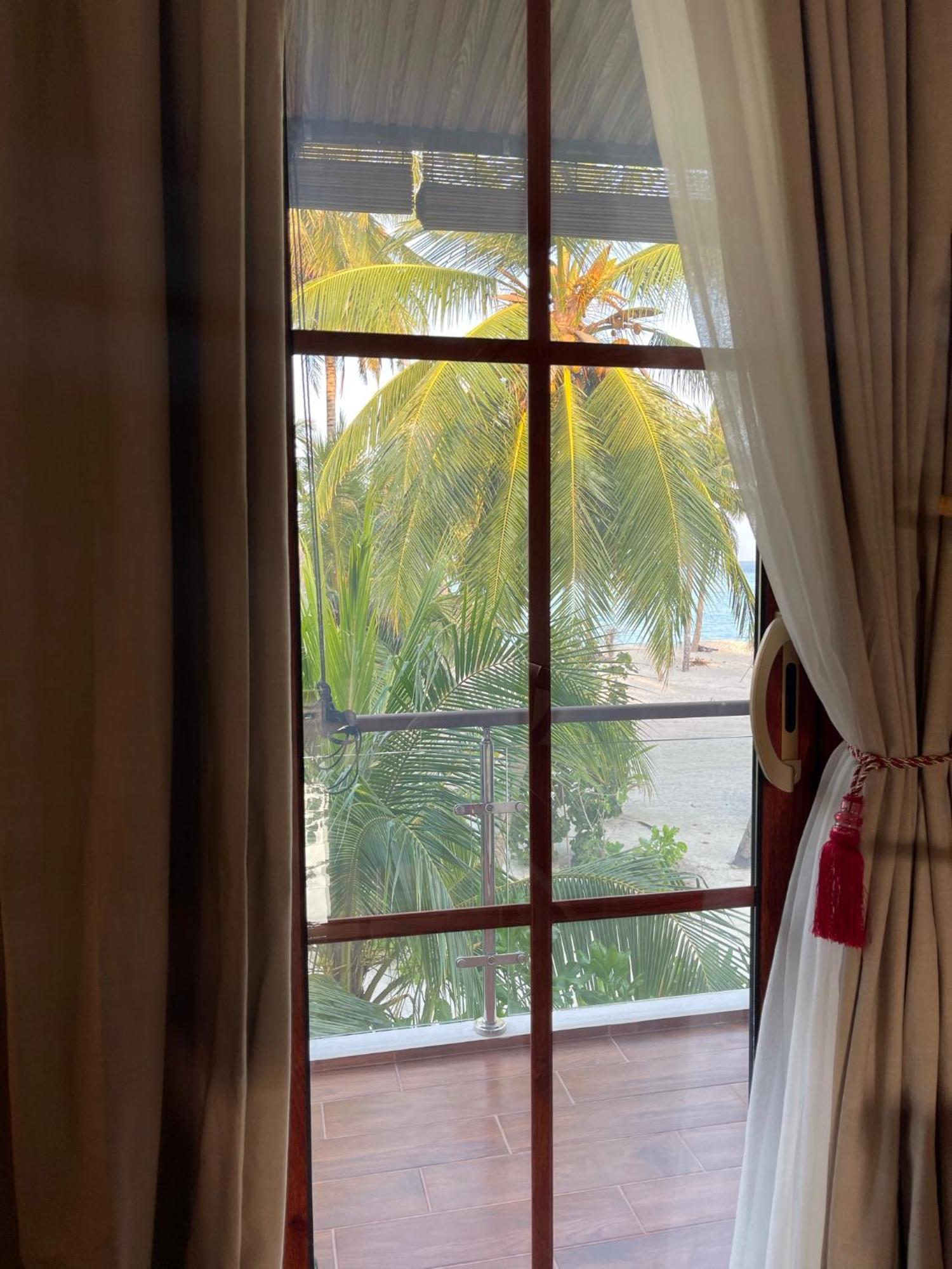 Viluveli Holiday Retreat Hanimaadhoo Island Esterno foto